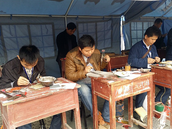 银饰大师现场制作比赛作品